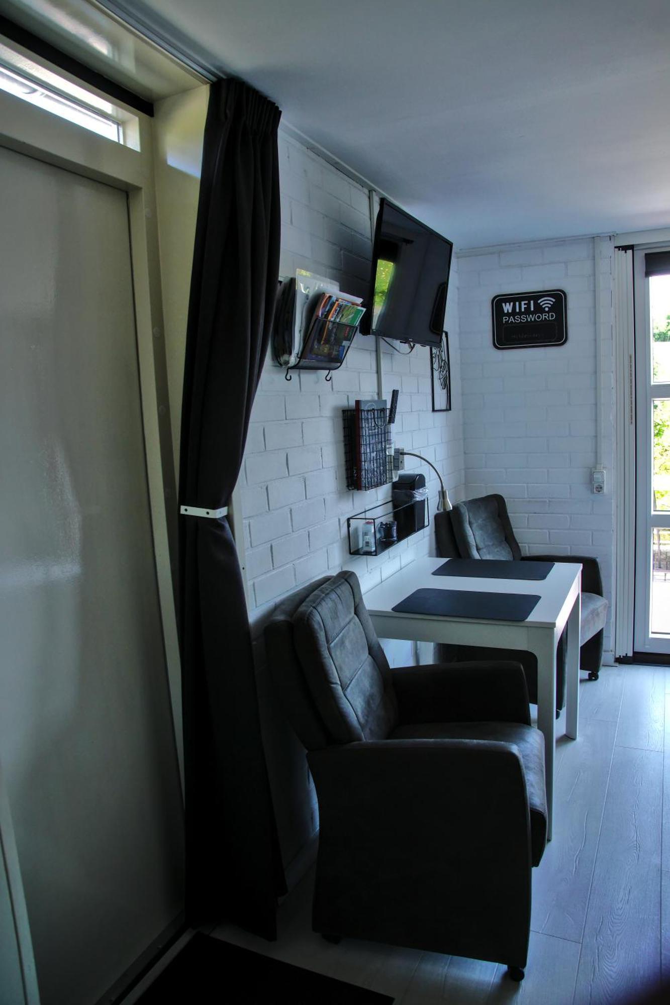 Emmen Bed And Breakfast 외부 사진